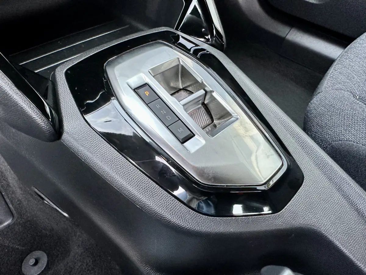 1.2 Hybrid 145 Style Automaat | Apple/Android CarPlay