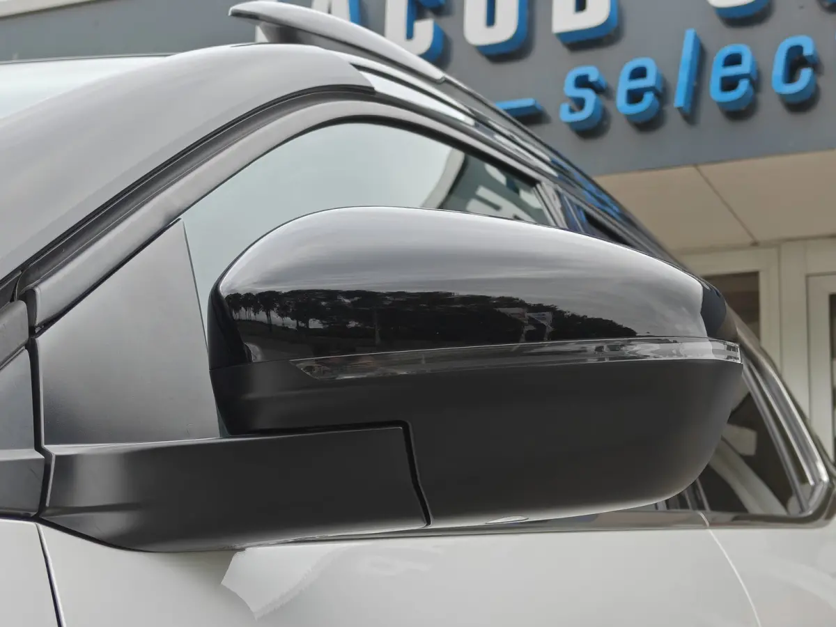 1.6 Plug-in Hybrid 225 Shine / Trekhaak / Carplay / Adapt. cruise. / Camera Achter / PDC V+A / Stoelverw. /