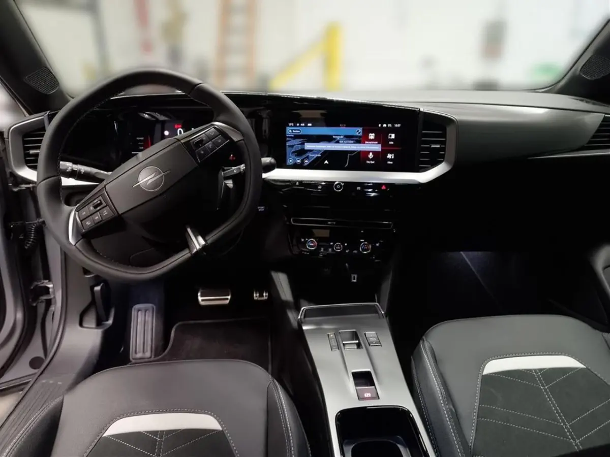 1.2 Turbo Hybrid GS ** MATRIX, APPLE / ANDROID, VERW. ST, CAMERA  ** Ex OPEL AG - UNFALLFREI ** ** INFORMEER OOK NAAR ONZE AANTREKKELIJKE FINANCIAL-LEASE TARIEVEN **
