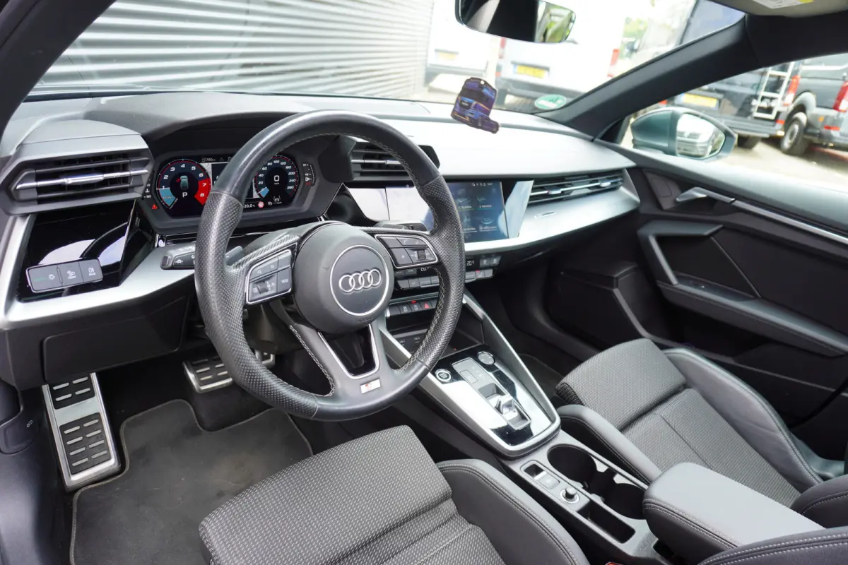30 TFSI S edition ACC Apple Carplay Schuif-kanteldak Navigatie Elektrische kofferklep