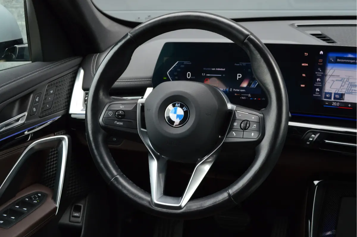 sDrive18i | ORG. NL | DEALERONDERHOUDEN | NIEUW MODEL!
