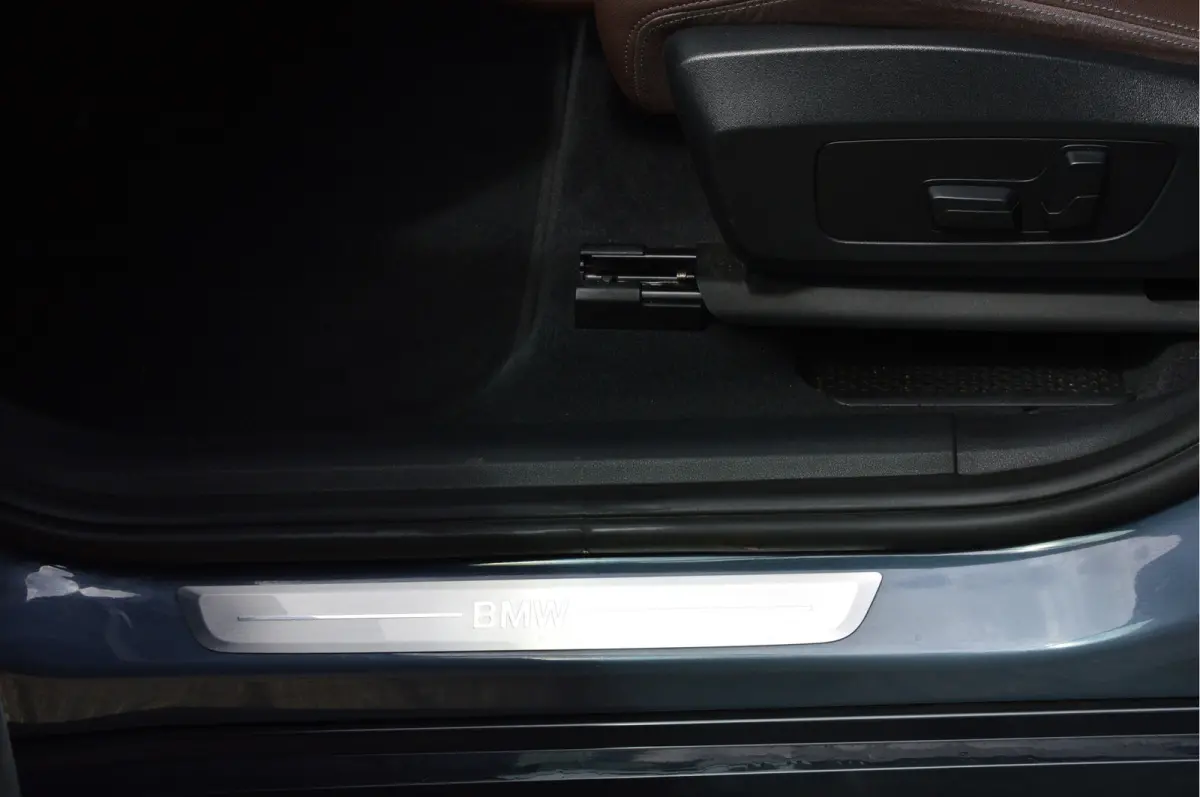 sDrive18i | ORG. NL | DEALERONDERHOUDEN | NIEUW MODEL!