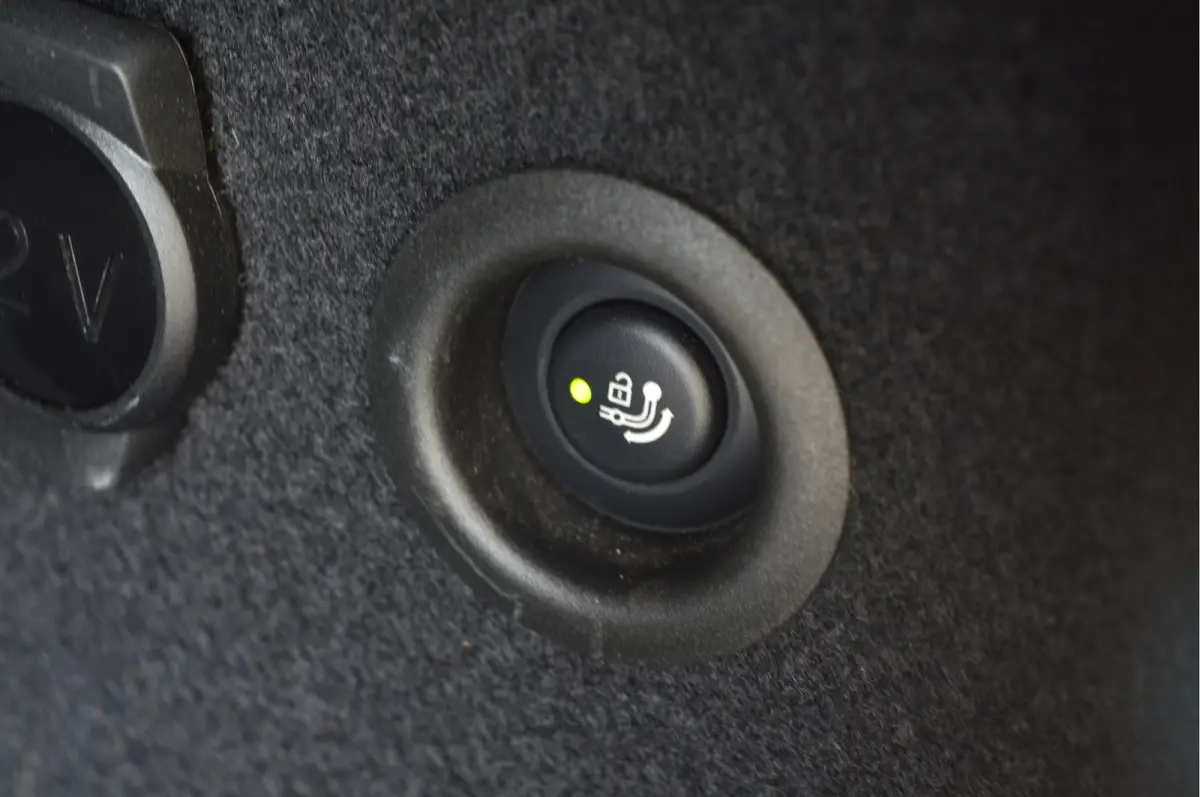 sDrive18i | ORG. NL | DEALERONDERHOUDEN | NIEUW MODEL!