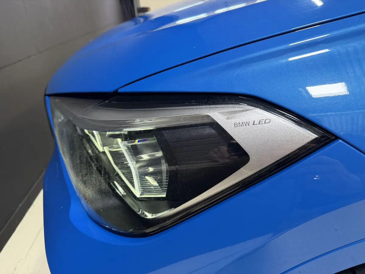 xDrive25e High Executive | M-pakket | Camera | Afn. trekhaak | Leder | Sfeerverlichting | Full LED