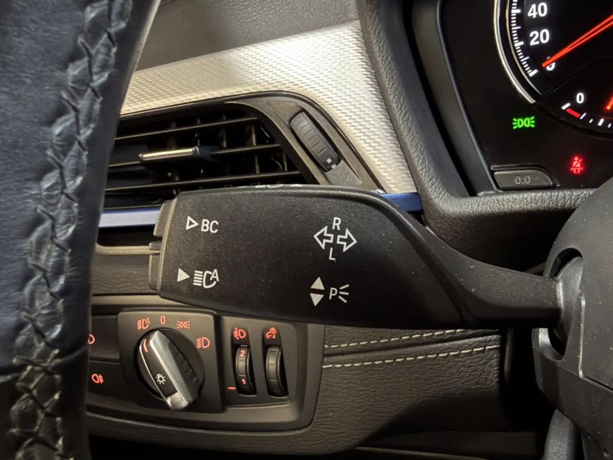 xDrive25e High Executive | M-pakket | Camera | Afn. trekhaak | Leder | Sfeerverlichting | Full LED