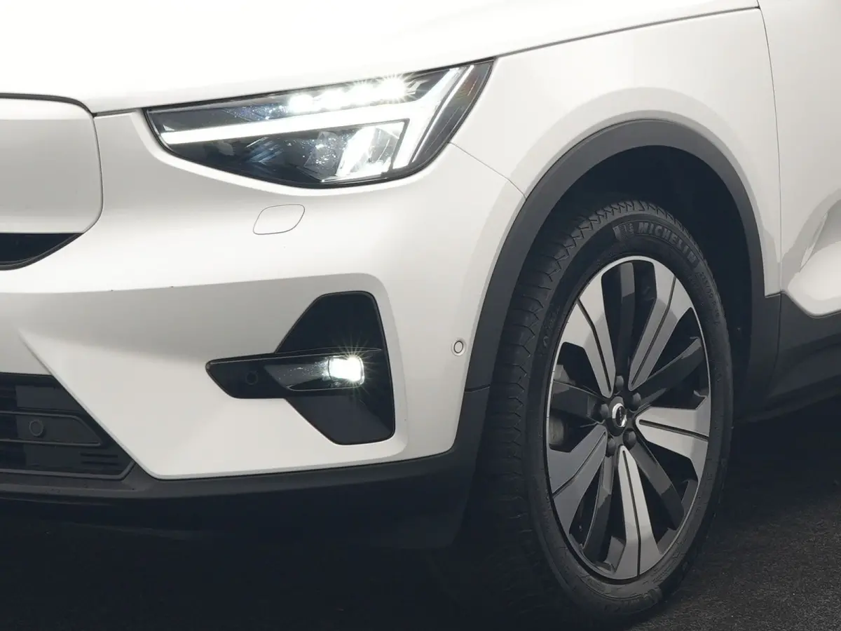 Ultimate 69 kWh 232pk Dealer O.H | Panodak | 360 Camera | Adaptive Cruise | Harman / Kardon | Alcantara Sportstoelen Memory & Verwarmd | BLIS | Keyless | Apple Carplay | Pilot Assist | Stuur