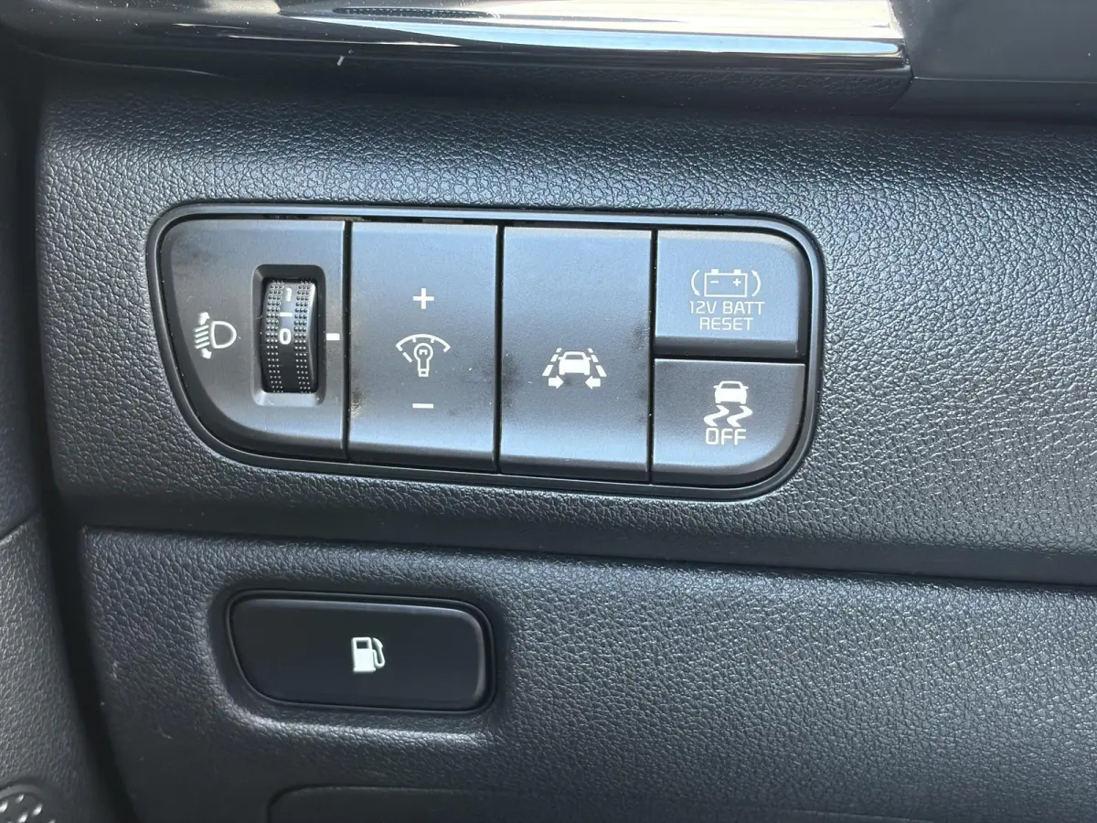 1.6 GDi Hybrid Design Edition 1e Eigenaar,Trekhaak,Pano,Camera,Carplay,Stoelverw-Stuurverw,Halfleder,Lm velgen,Dealer Onderhouden,Rijstrooksensor,N.A.P,Apk tot 11-2026