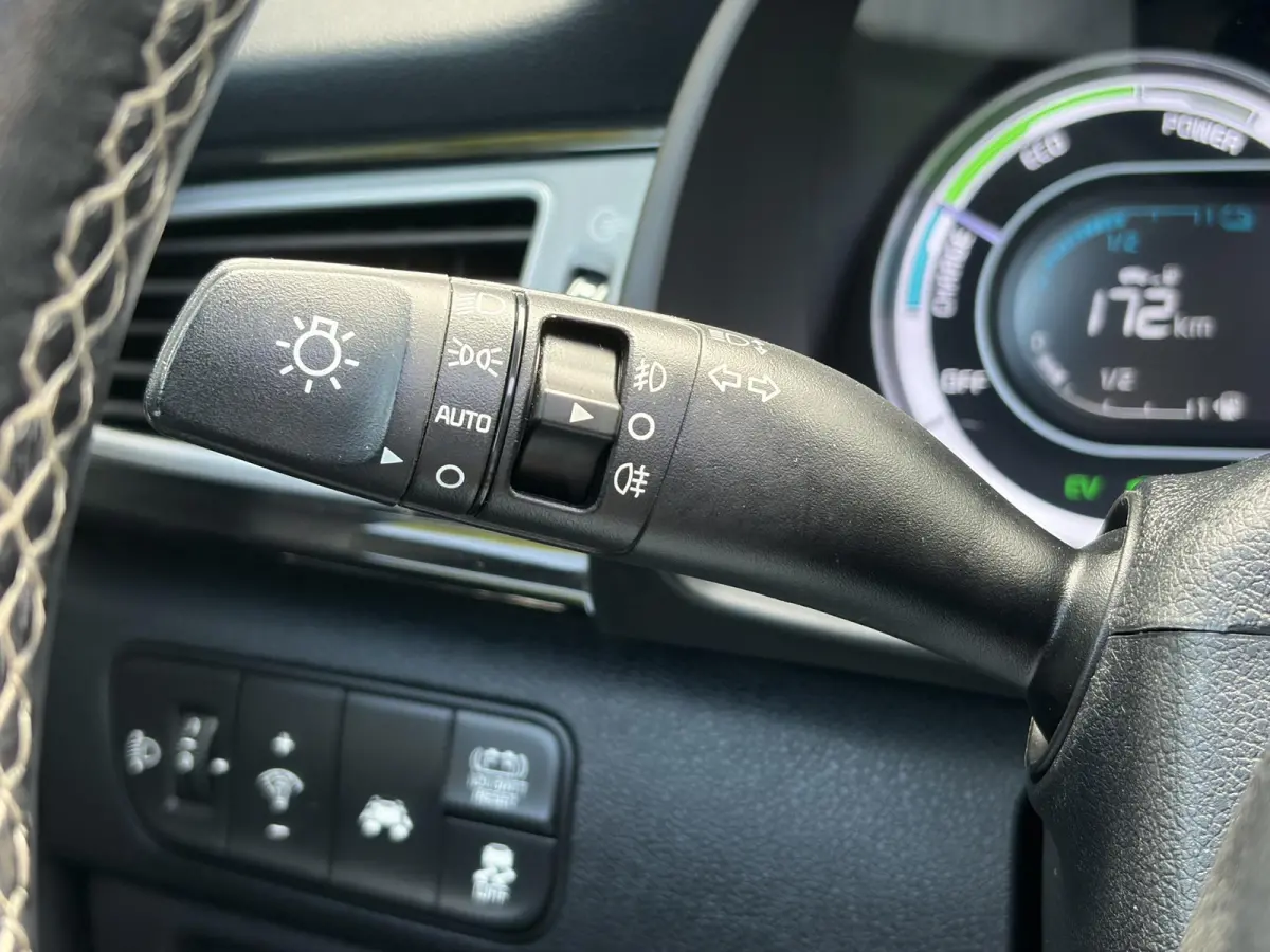 1.6 GDi Hybrid Design Edition 1e Eigenaar,Trekhaak,Pano,Camera,Carplay,Stoelverw-Stuurverw,Halfleder,Lm velgen,Dealer Onderhouden,Rijstrooksensor,N.A.P,Apk tot 11-2026