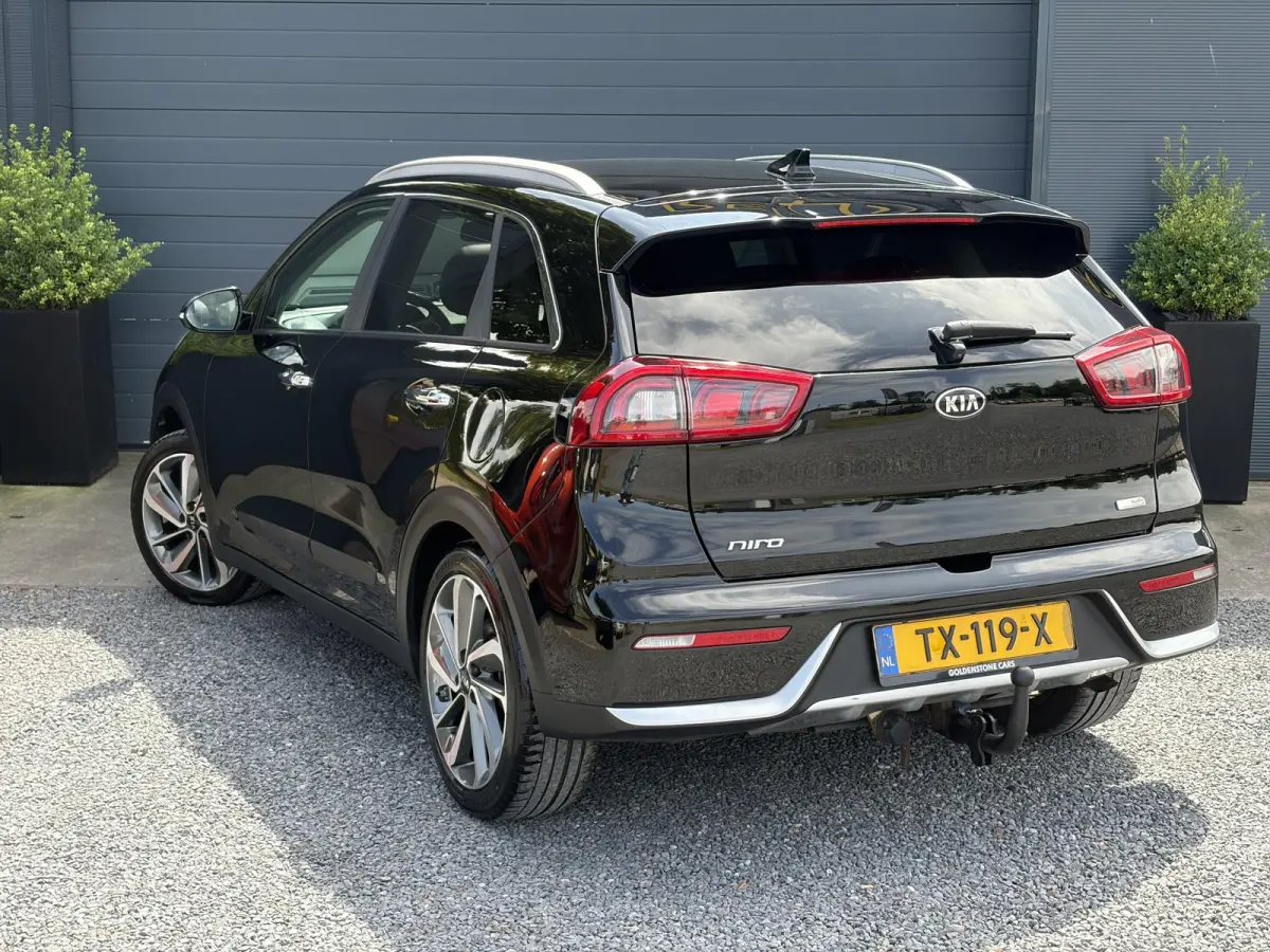 1.6 GDi Hybrid Design Edition 1e Eigenaar,Trekhaak,Pano,Camera,Carplay,Stoelverw-Stuurverw,Halfleder,Lm velgen,Dealer Onderhouden,Rijstrooksensor,N.A.P,Apk tot 11-2026