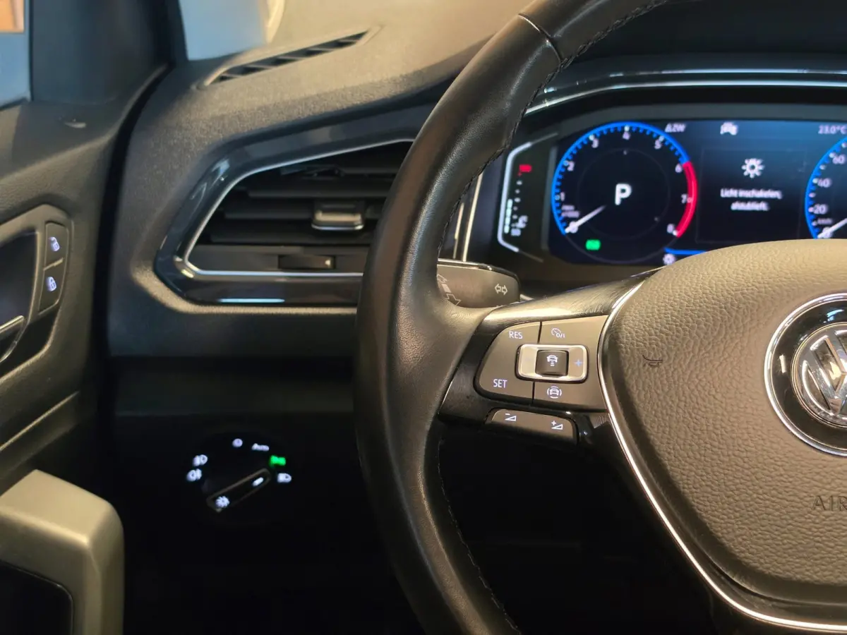 1.5 TSI Sport Business l Led l Pano l Virtual l DAB l Carplay