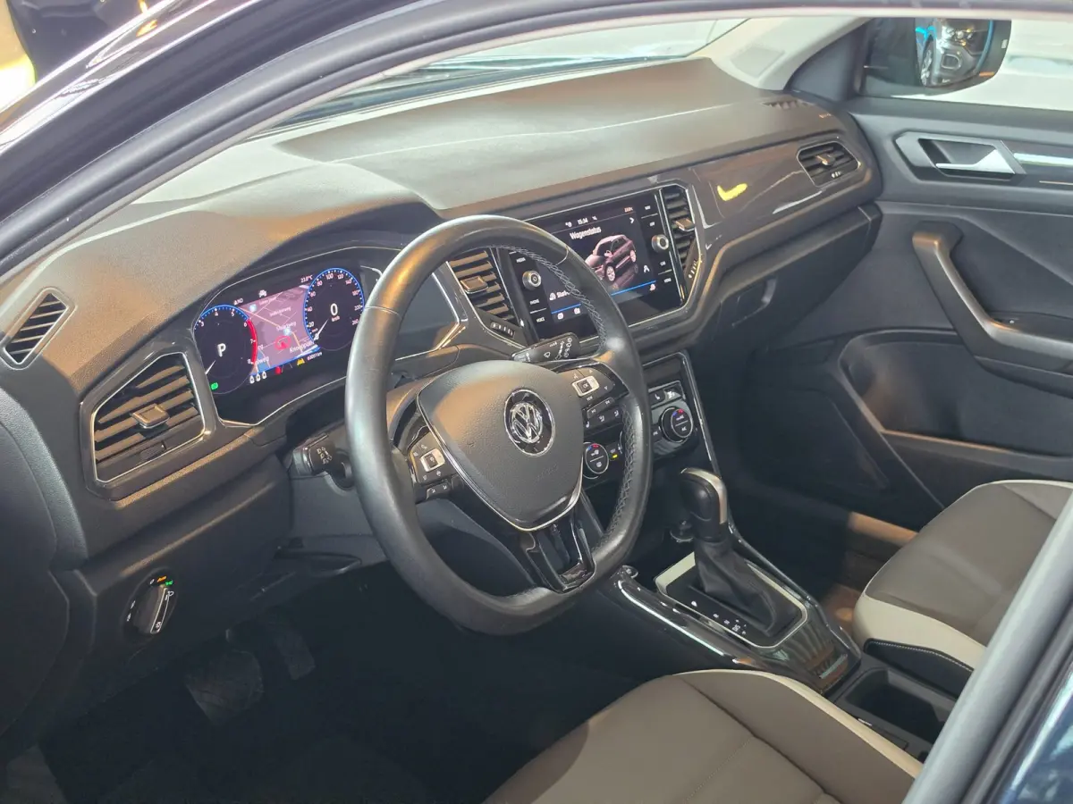 1.5 TSI Sport Business l Led l Pano l Virtual l DAB l Carplay
