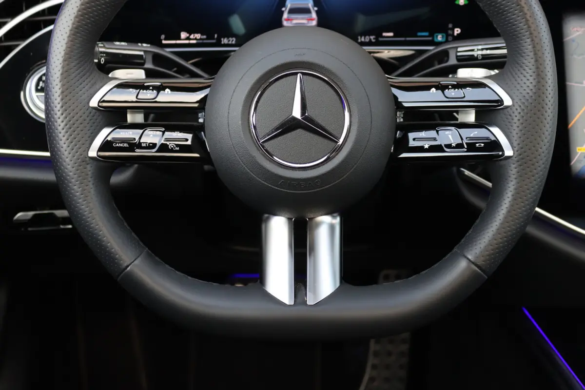450 d 4MATIC AMG Line | Hyperscreen | Luchtvering | Achterasbesturing | Standkachel | Nappa Leder | Stoelventilatie | Trekhaak | Distronic+ | HUD | Massage | 3D-Display |