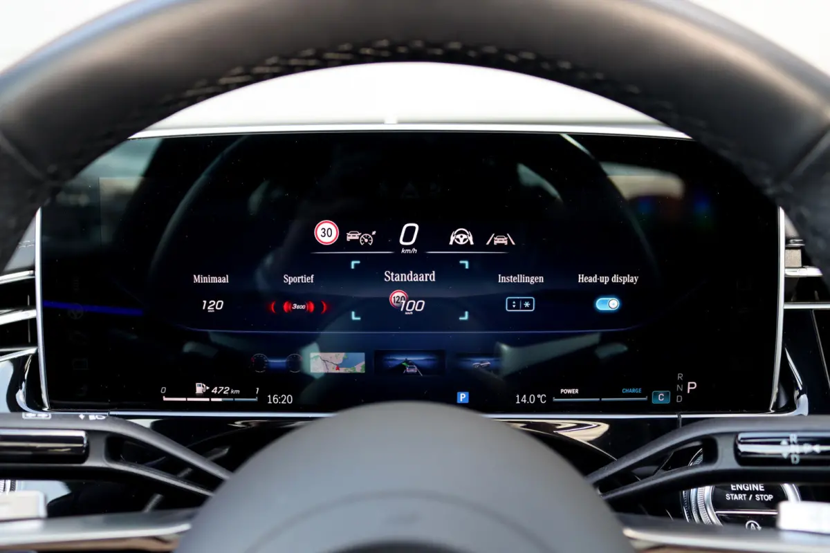 450 d 4MATIC AMG Line | Hyperscreen | Luchtvering | Achterasbesturing | Standkachel | Nappa Leder | Stoelventilatie | Trekhaak | Distronic+ | HUD | Massage | 3D-Display |