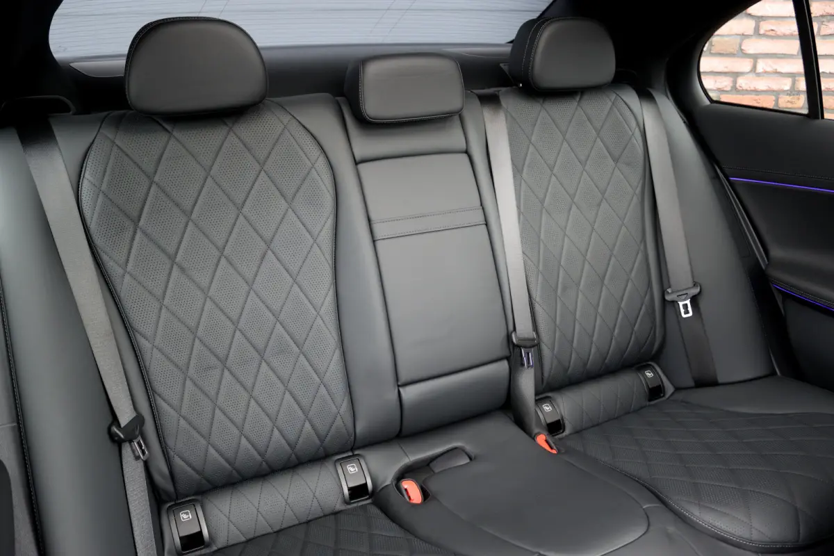 450 d 4MATIC AMG Line | Hyperscreen | Luchtvering | Achterasbesturing | Standkachel | Nappa Leder | Stoelventilatie | Trekhaak | Distronic+ | HUD | Massage | 3D-Display |