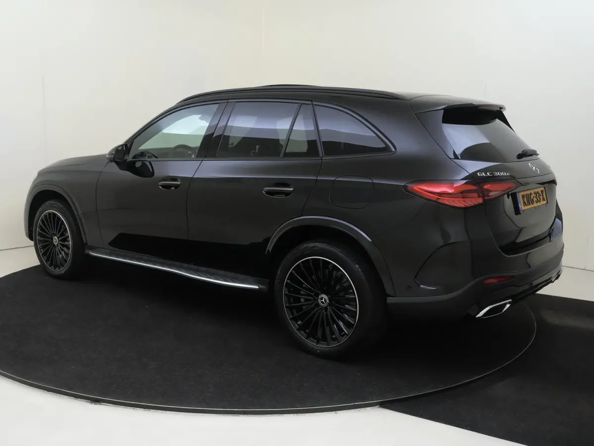 4MATIC Business Solution AMG / Memory-Stoelen / Panaroma-dak / 360Graden-Camera / Winterpakket / Sfeerverlichting /