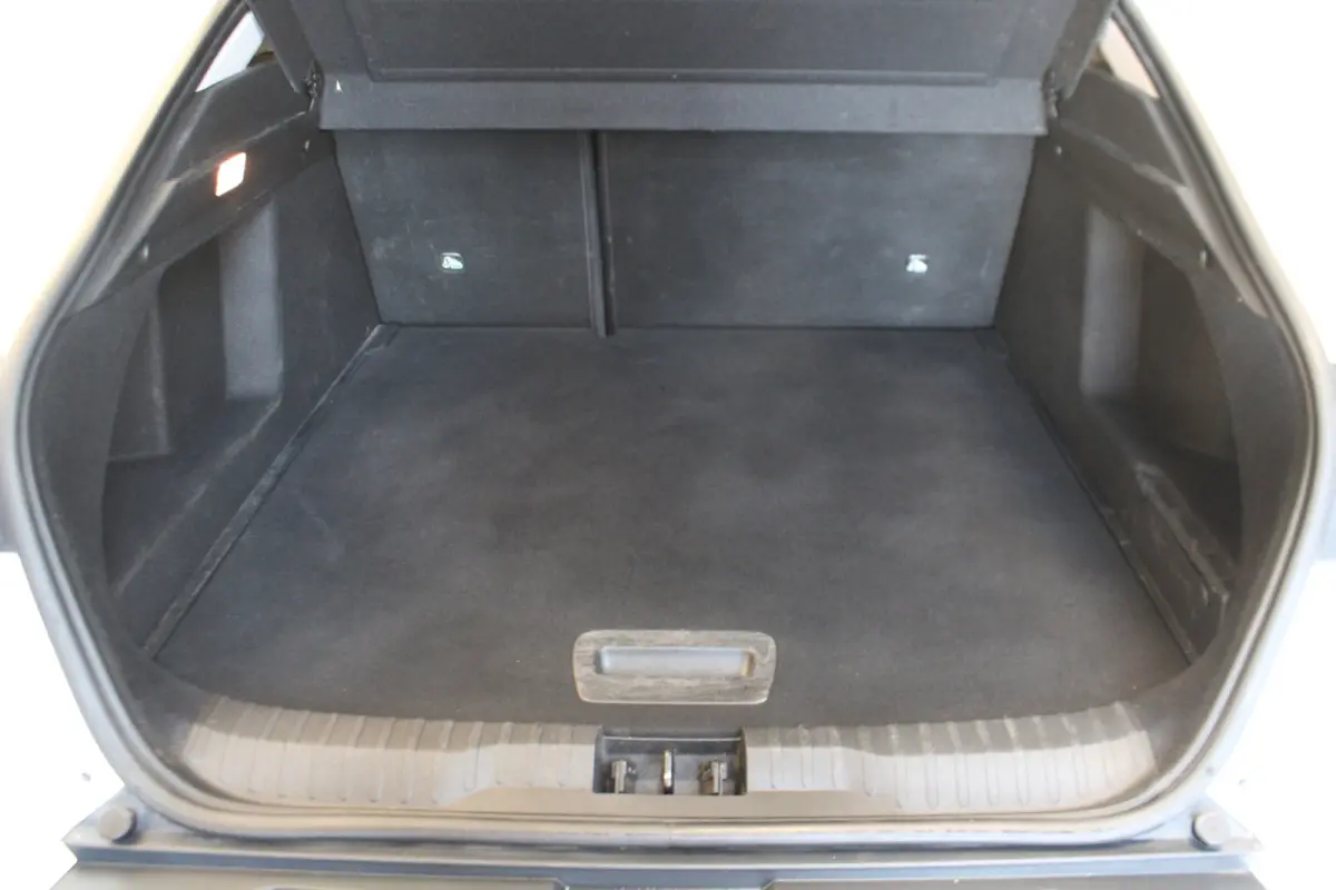 1.6 E-Tech Hybrid 145 Intens