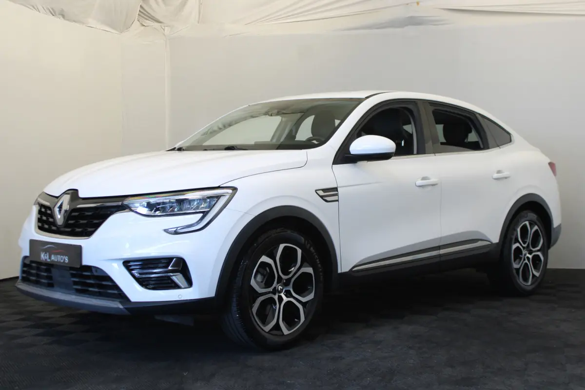 1.6 E-Tech Hybrid 145 Intens