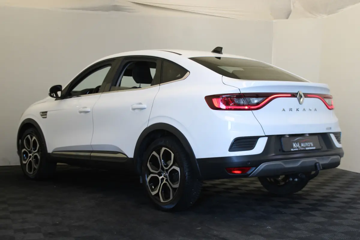 1.6 E-Tech Hybrid 145 Intens