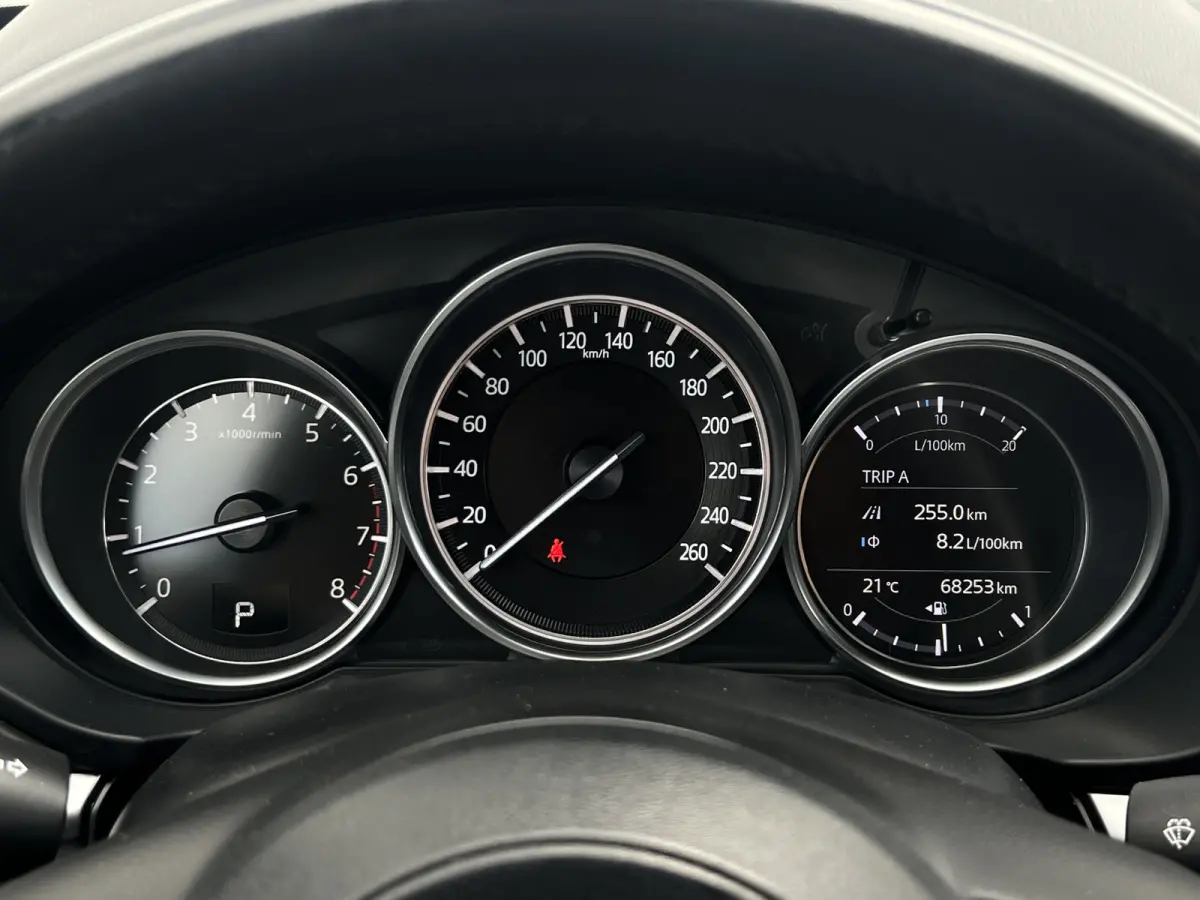 2.5 SkyActiv-G 194 Signature | Trekhaak | 360 Camera | HUD | Carplay