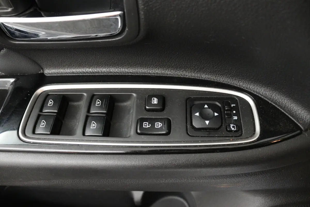 2.4 PHEV Instyle (PANORAMADAK, NAVIGATIE, STOEL-/STUURVERWARMING, 360 CAMERA, TREKHAAK, ADAPTIEVE CRUISE)