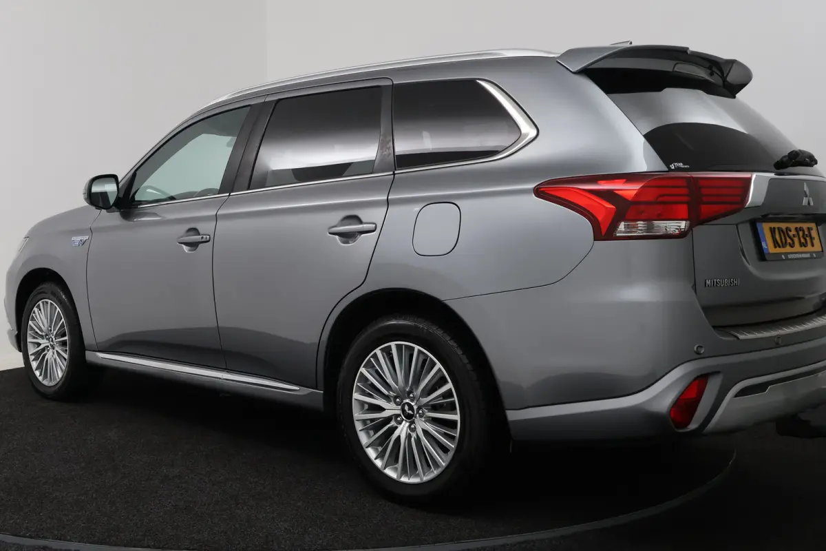 2.4 PHEV Instyle (PANORAMADAK, NAVIGATIE, STOEL-/STUURVERWARMING, 360 CAMERA, TREKHAAK, ADAPTIEVE CRUISE)