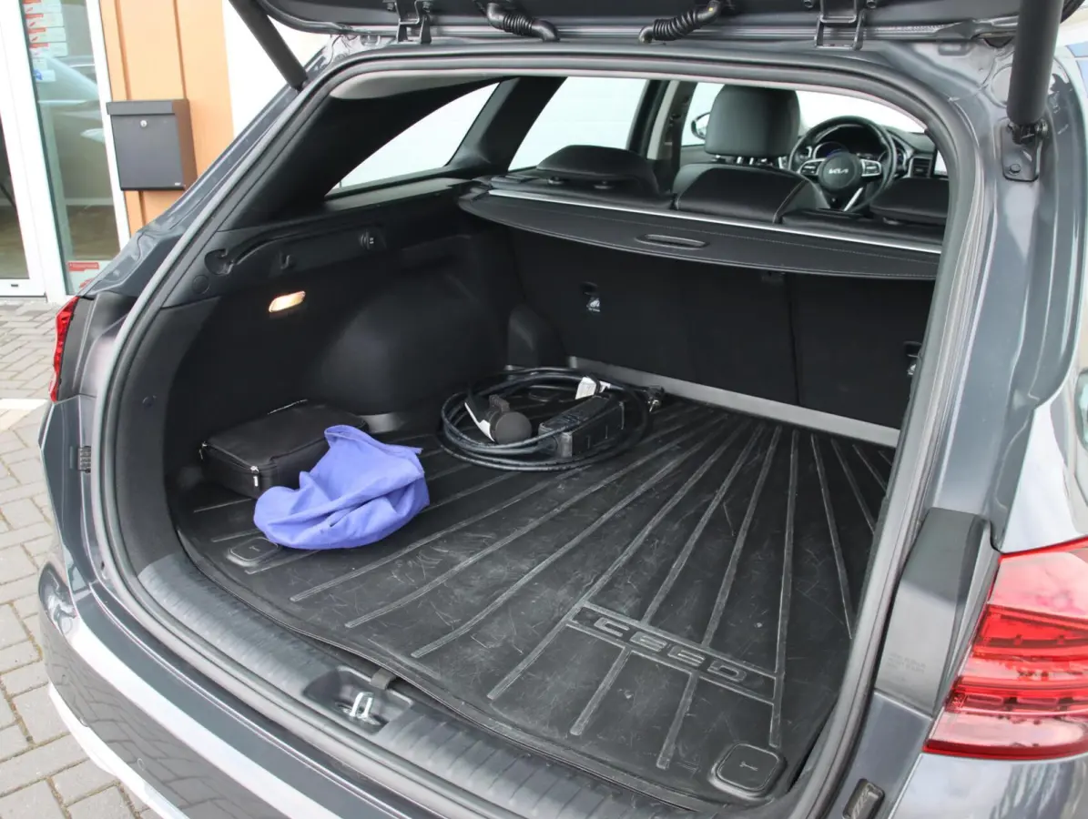 1.6 GDI PHEV 140PK DynamicPlusLine | Afneembare trekhaak