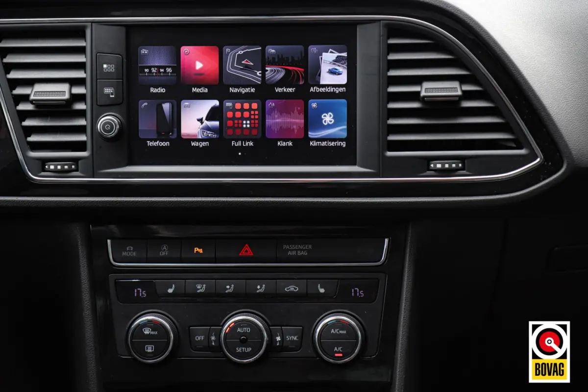 1.4 EcoTSI FR |LED|PANO-DAK|CARPLAY|CRUISE|STOELVERW.|PDC V+A|GOED ONDERHOUDEN!