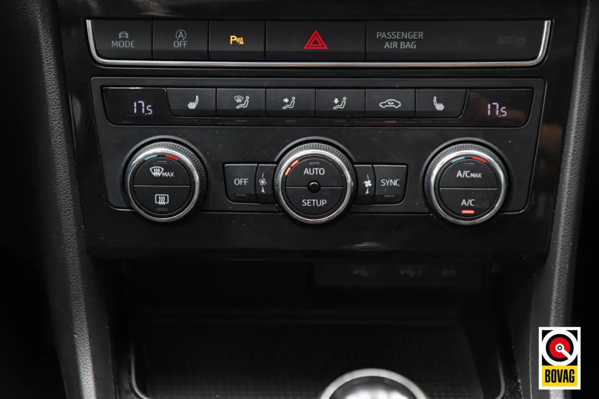 1.4 EcoTSI FR |LED|PANO-DAK|CARPLAY|CRUISE|STOELVERW.|PDC V+A|GOED ONDERHOUDEN!
