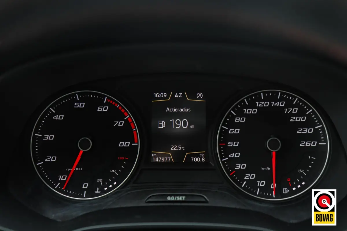 1.4 EcoTSI FR |LED|PANO-DAK|CARPLAY|CRUISE|STOELVERW.|PDC V+A|GOED ONDERHOUDEN!