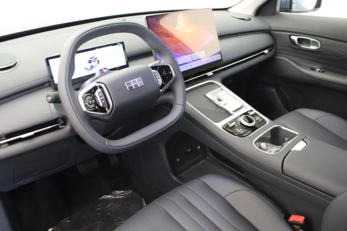 1.5 Pro |Plug in Hybrid|83km Elektrisch|