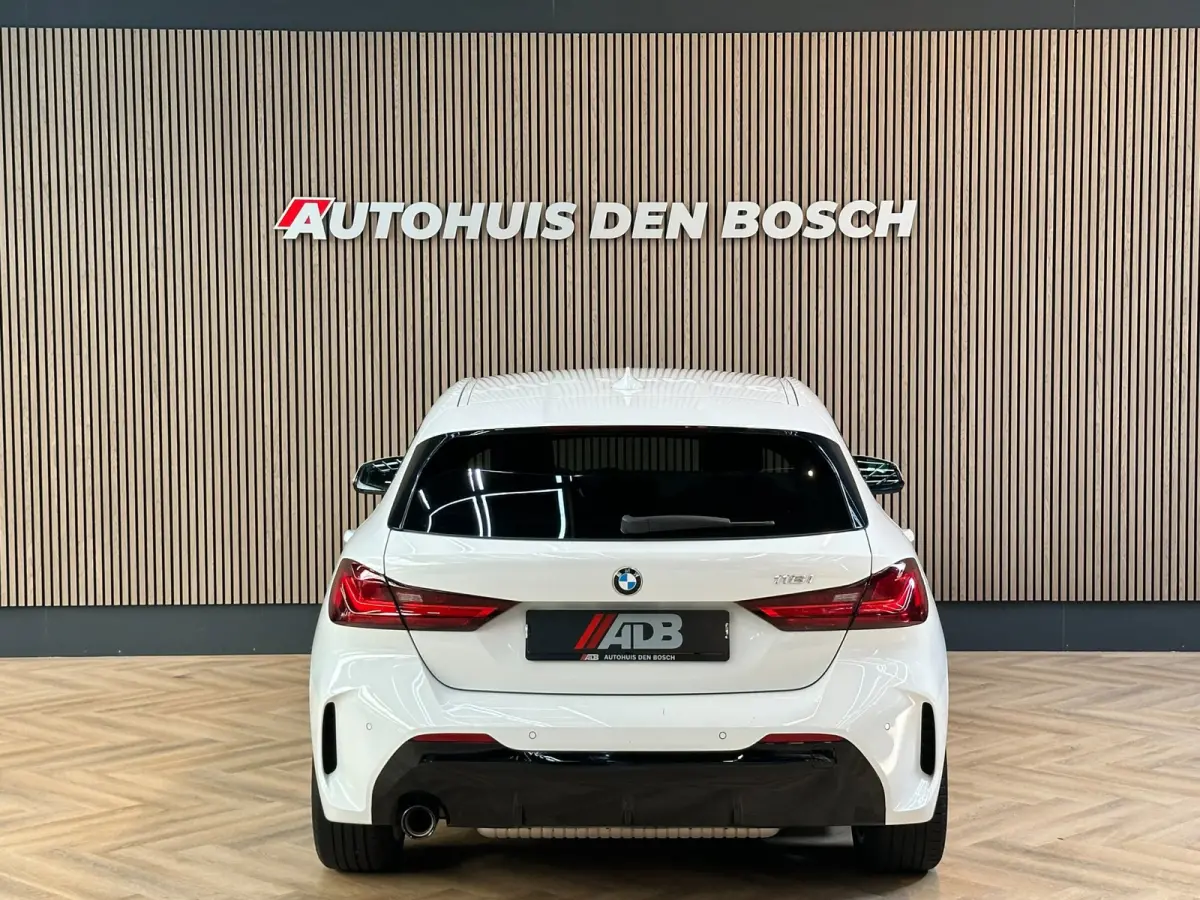116i Executive - Ambiance - M Sport