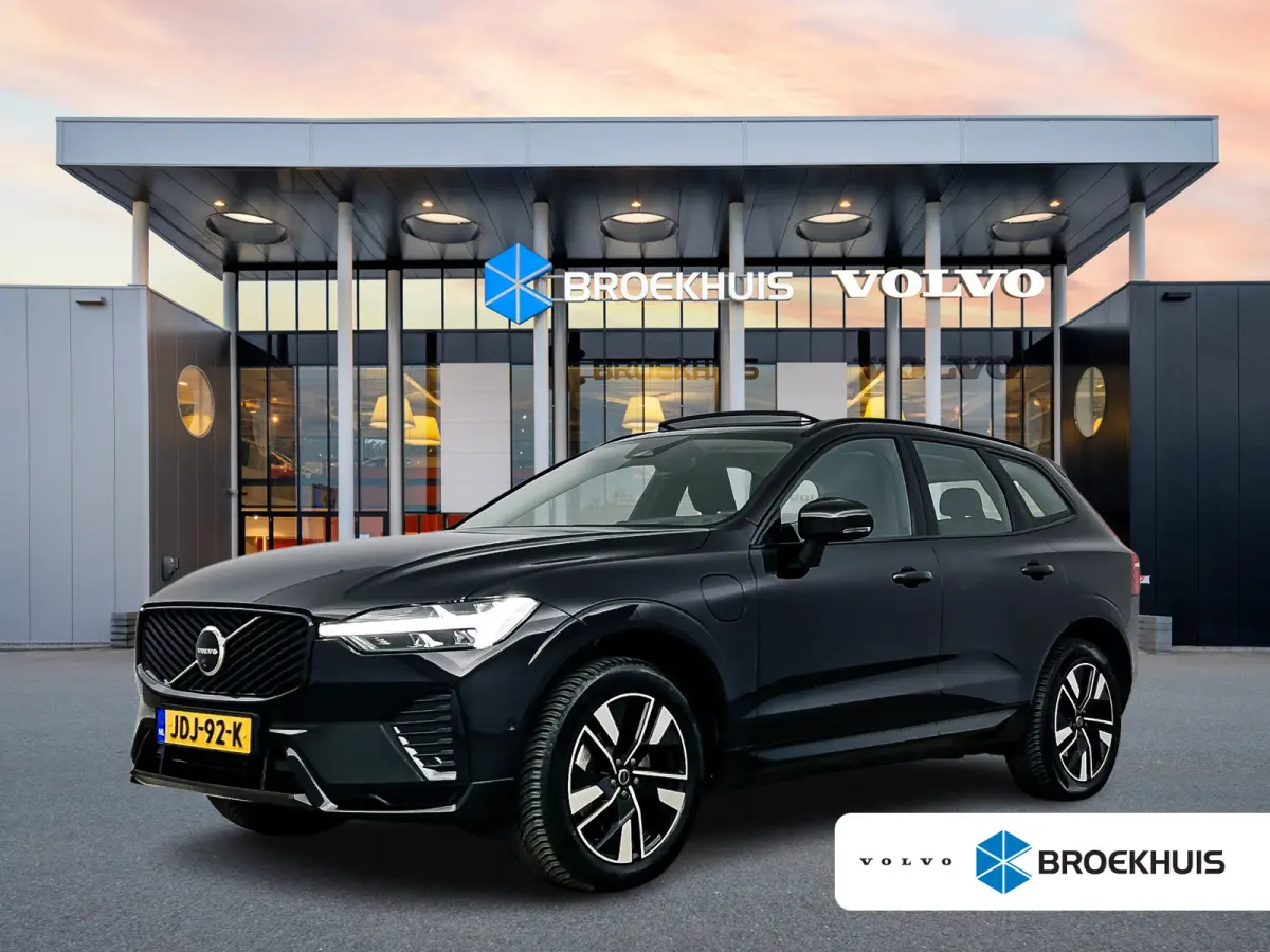 T6 Recharge Plus Dark | 19" Allseason | Panoramadak | Head-Up | 360 Camera | Trekhaak | Harman Kardon | Elektr. verst. Stoelen | Stoel/Stuurverwarming |