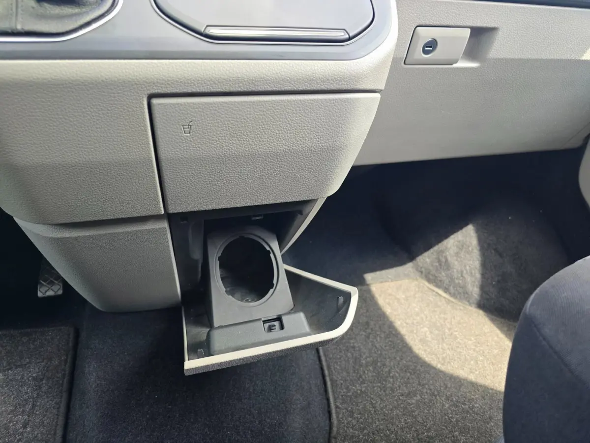 2.0 TDI L2H1 DC Highline DAK/xenon/AUT