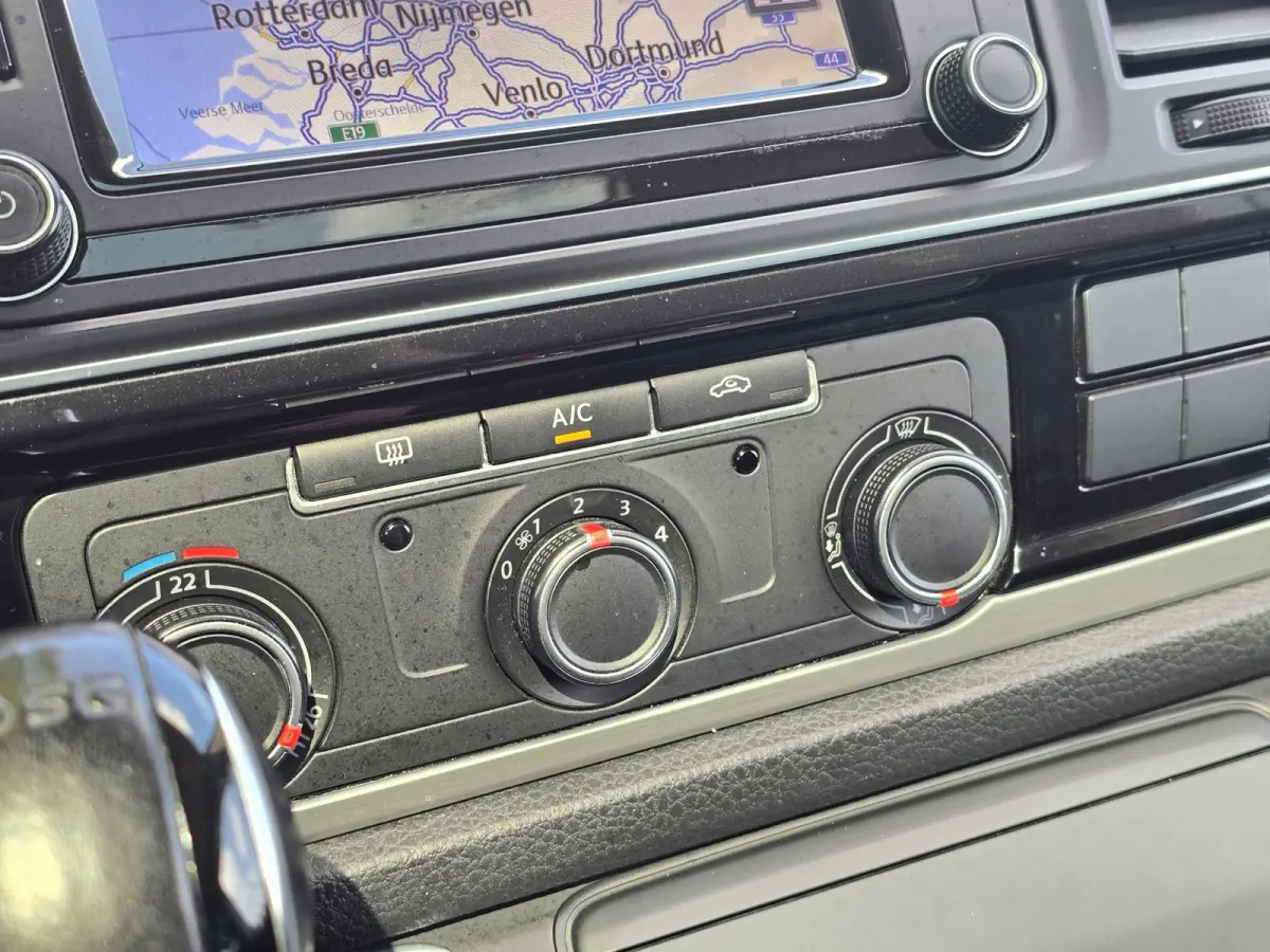2.0 TDI L2H1 DC Highline DAK/xenon/AUT