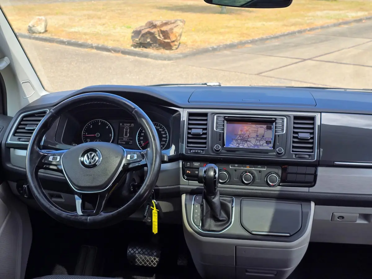 2.0 TDI L2H1 DC Highline DAK/xenon/AUT