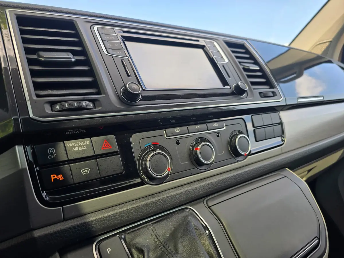 2.0 TDI L2H1 DC Highline DAK/xenon/AUT