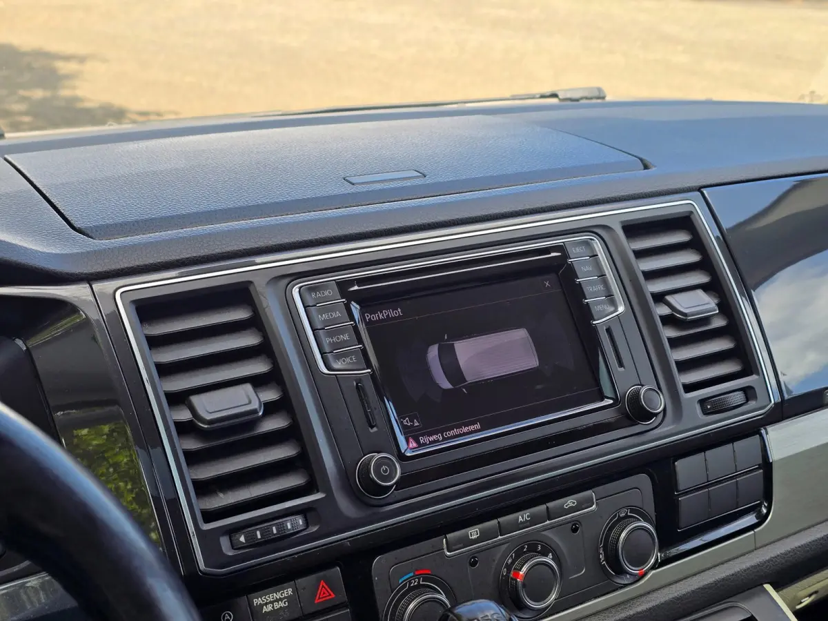 2.0 TDI L2H1 DC Highline DAK/xenon/AUT