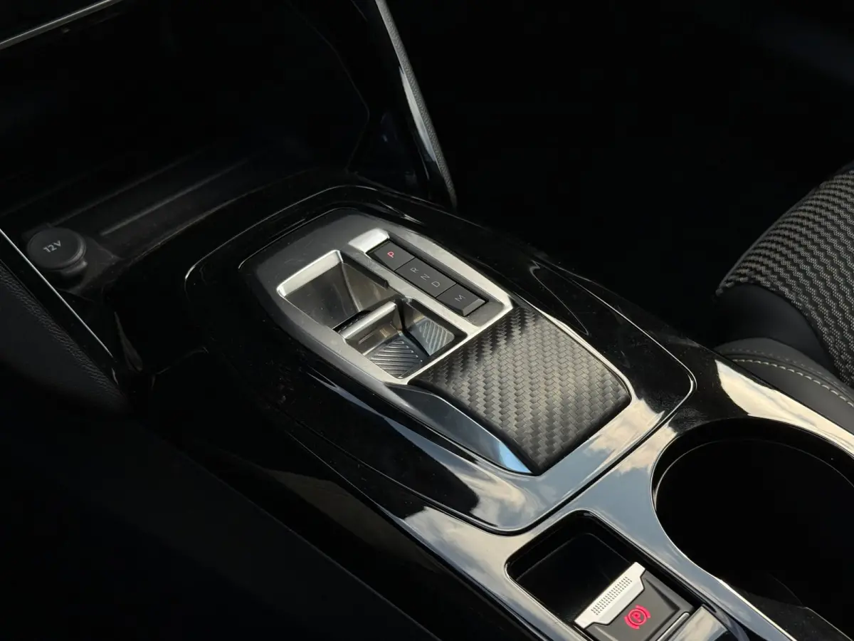 1.2 130PK GT | Carplay | Camera | Cruise | Parelmoer
