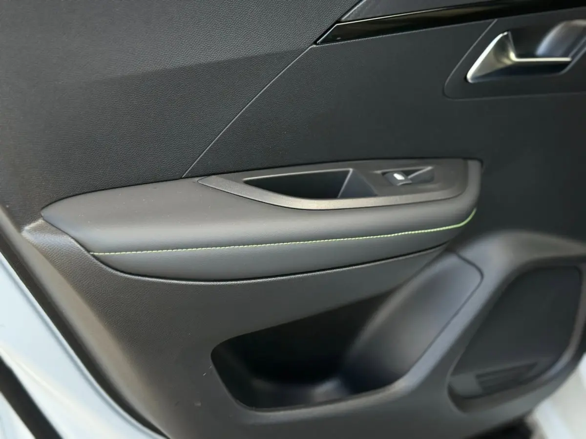 1.2 130PK GT | Carplay | Camera | Cruise | Parelmoer