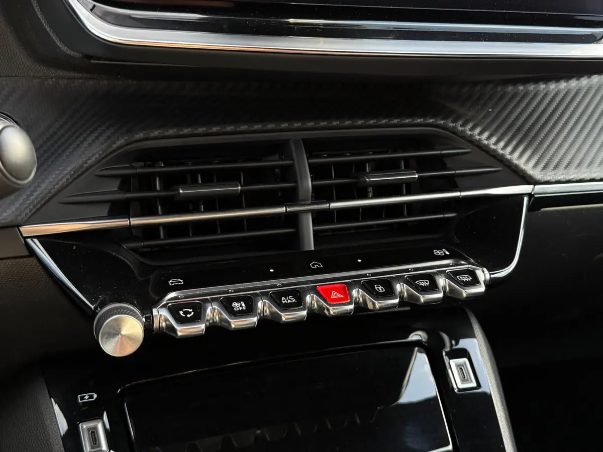 1.2 130PK GT | Carplay | Camera | Cruise | Parelmoer