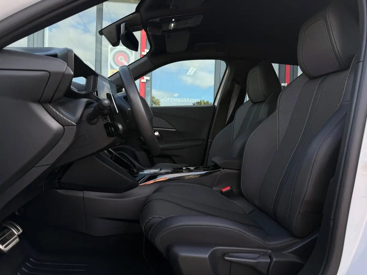 1.2 130PK GT | Carplay | Camera | Cruise | Parelmoer
