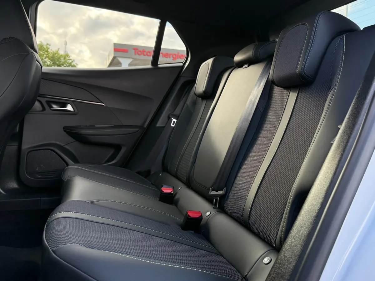 1.2 130PK GT | Carplay | Camera | Cruise | Parelmoer