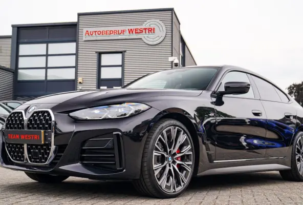 420i Business Edition Plus | Head up Display | Stuurwielverwarming | Panoramadak