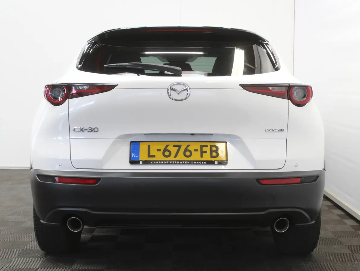 2.0 e-SkyActiv-X M Hybrid 100th Anniversary Ed. CLIMATE | ADAPCRUISE | HEAD-UP | 360CAMERA | STOELMEM | STUUR/STOELVERW | DAB | LMV18 | LEER | LED | CARPLAY