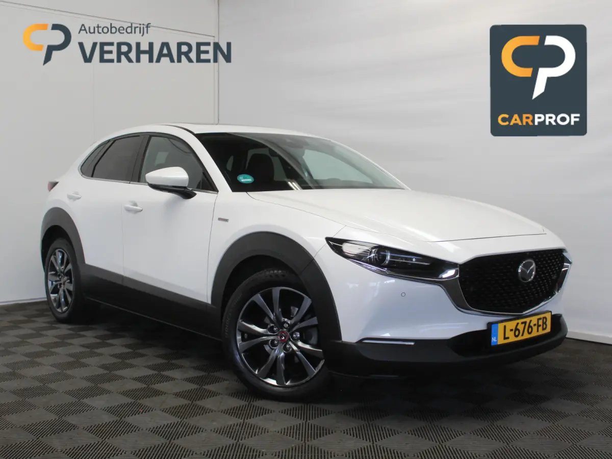 2.0 e-SkyActiv-X M Hybrid 100th Anniversary Ed. CLIMATE | ADAPCRUISE | HEAD-UP | 360CAMERA | STOELMEM | STUUR/STOELVERW | DAB | LMV18 | LEER | LED | CARPLAY