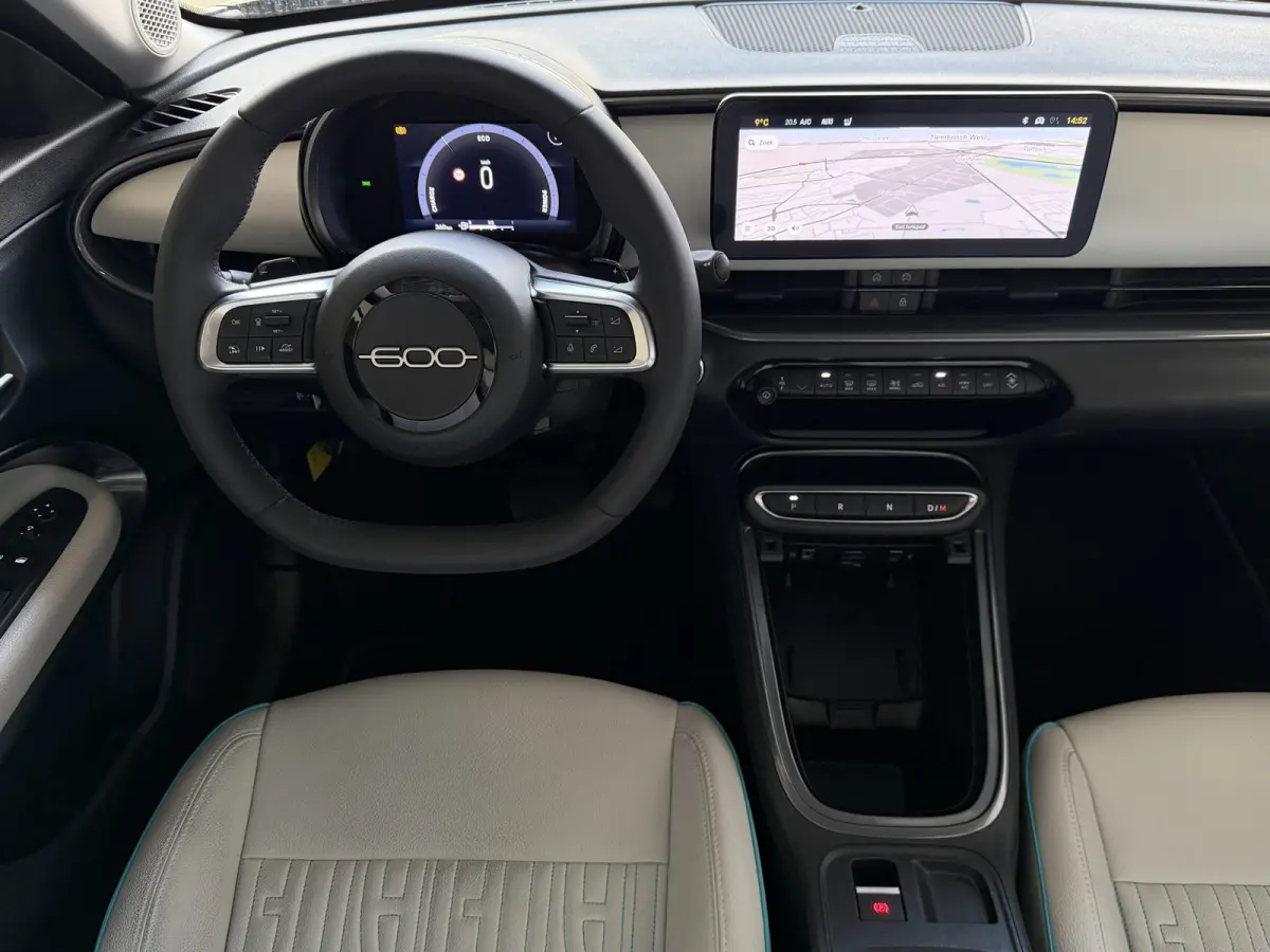 1.2 Hybrid 145 PK La Prima • Full Options • Leder • Massage • Camera • CarPlay • ACC • Elek. Klep • 18" ✅ Top Auto Fiat Wijchen , 30 Jaar ervaring in Fiat , Wij leveren de 