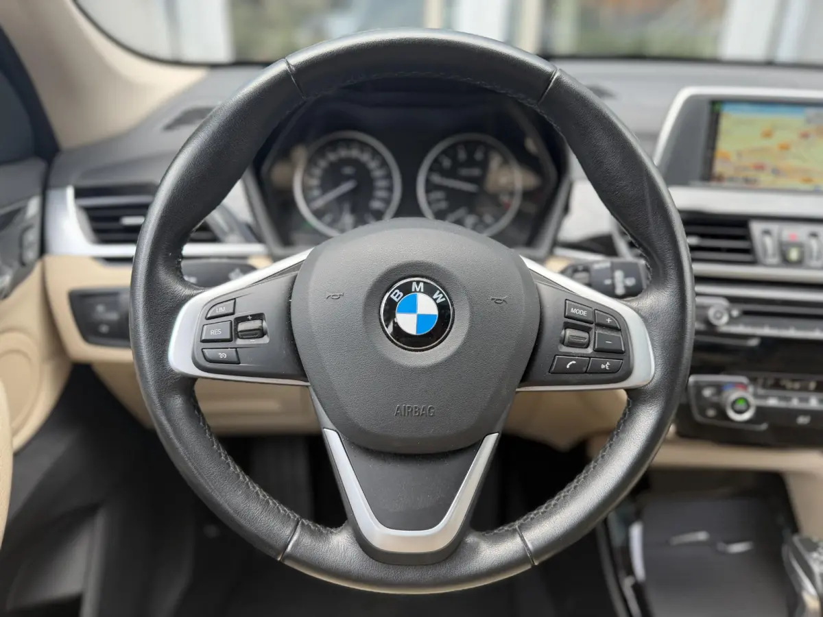 sDrive20i 192PK Centennial Executive |Pano|Leer|Nav|Cruise|Dealer onderhouden