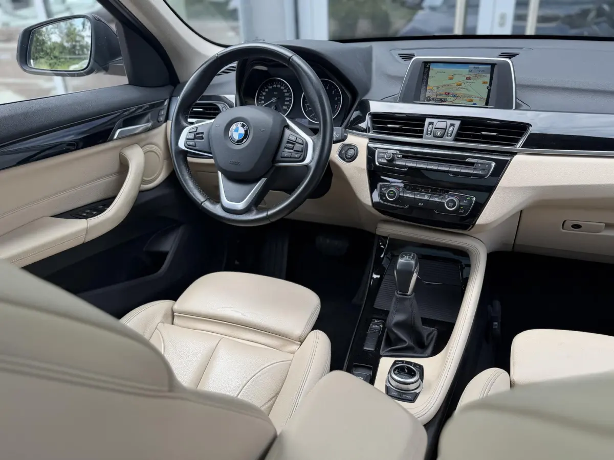 sDrive20i 192PK Centennial Executive |Pano|Leer|Nav|Cruise|Dealer onderhouden