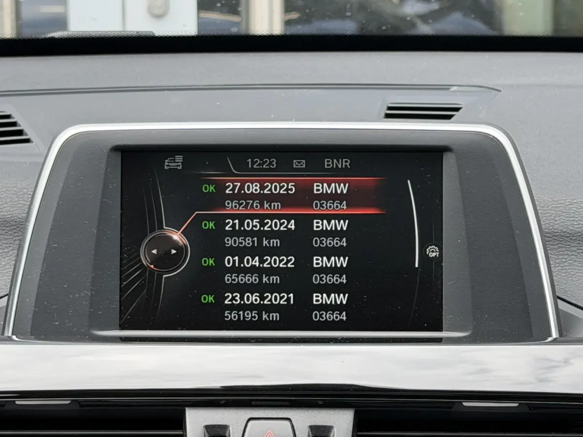 sDrive20i 192PK Centennial Executive |Pano|Leer|Nav|Cruise|Dealer onderhouden