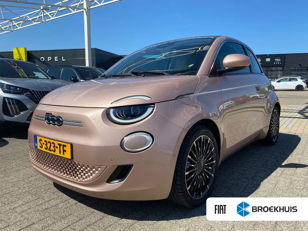 La Prima 42 kWh 94%SOH! | Vol-Leder | Tech Pack | Adaptive Cruise | Stoelverwarming | Achteruitrijcamera | Dodehoek-Detectie | !!